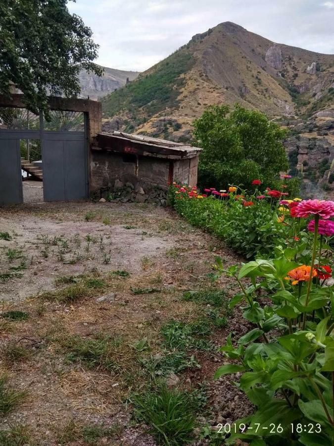 Nnn Guest House Gorisz Kültér fotó