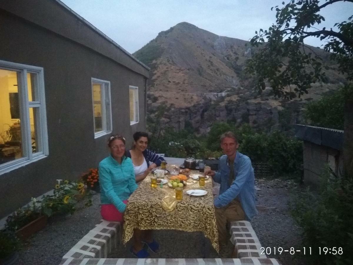 Nnn Guest House Gorisz Kültér fotó